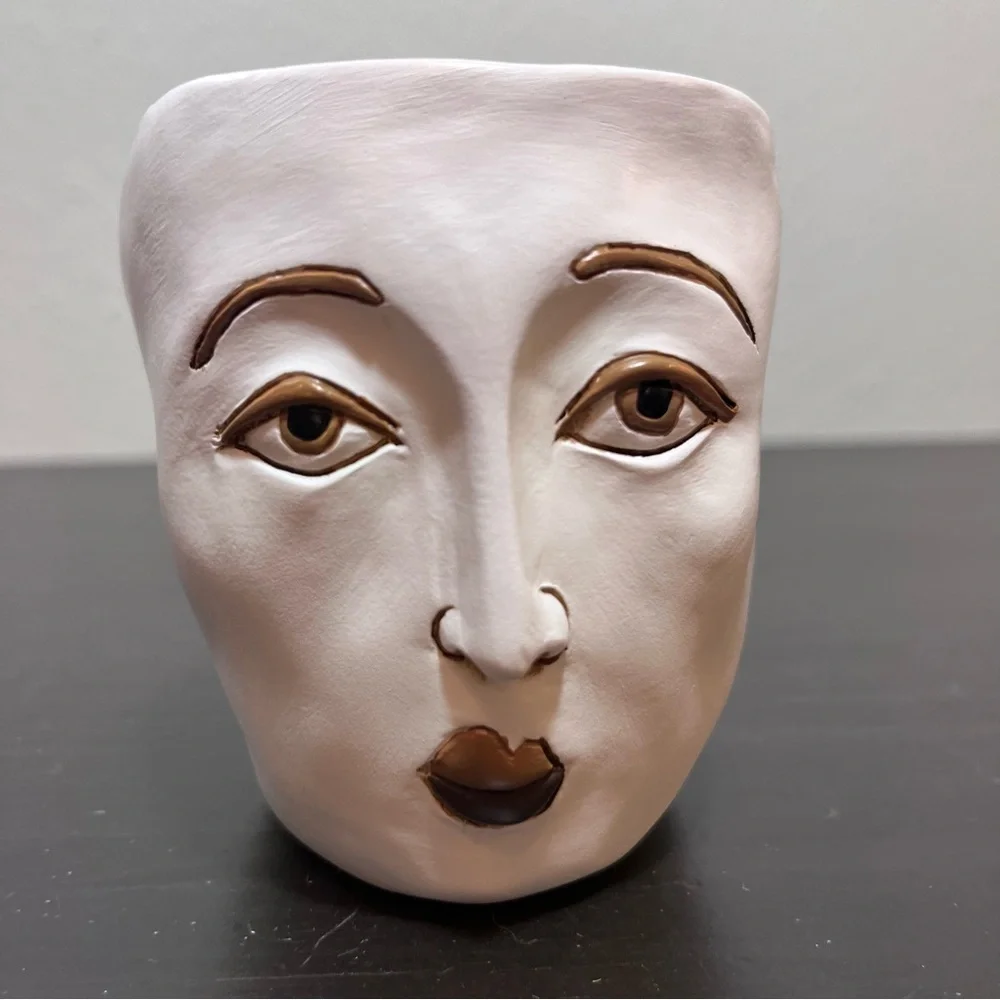 Artistic Baby Modern Face Planter in White and Brown by Michelle Allen - Picture 2 of 13